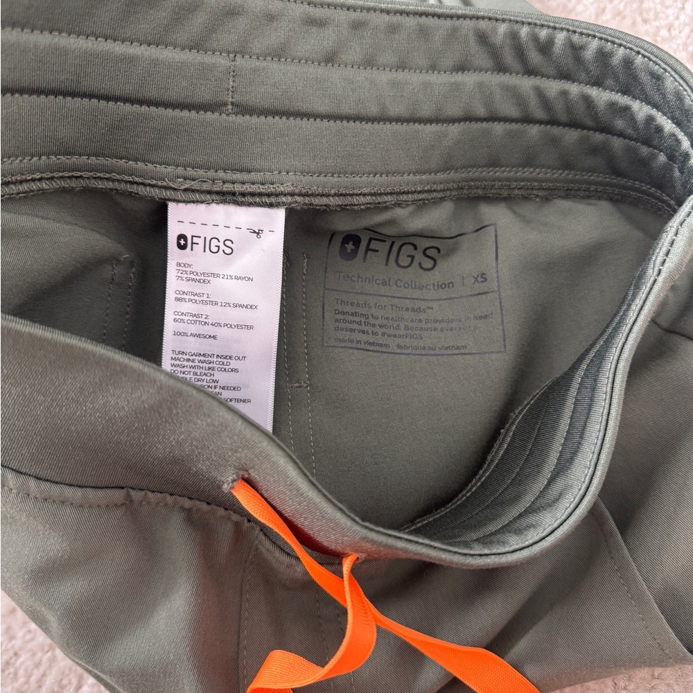 Figs Olive Scrub Set with Bright Orange Tie - Picture 5 of 5